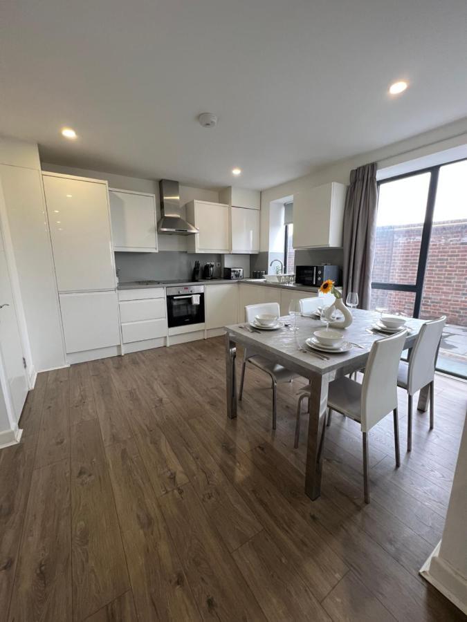 3Bed Flat 3Wc And Great Location Near Excel City Airport O2 And Canning Town Station Villa Londres Exterior foto