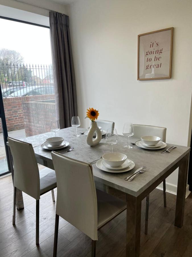 3Bed Flat 3Wc And Great Location Near Excel City Airport O2 And Canning Town Station Villa Londres Exterior foto